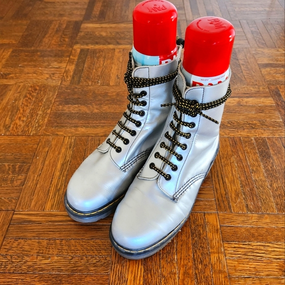 Made in England Doc Marten boots - Picture 3 of 10